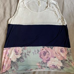 Vanilla Bay Colorblock Tank Size 1XL
